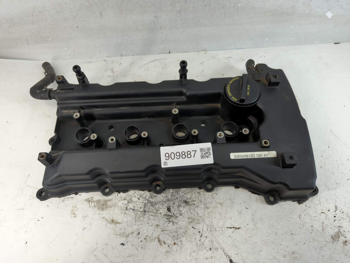 2013 Kia Forte Driver Left Cylinder Head Valve Cover P/N:T04T A/T g4keah061337 Fits OEM Used Auto Parts - Oemusedautoparts1.