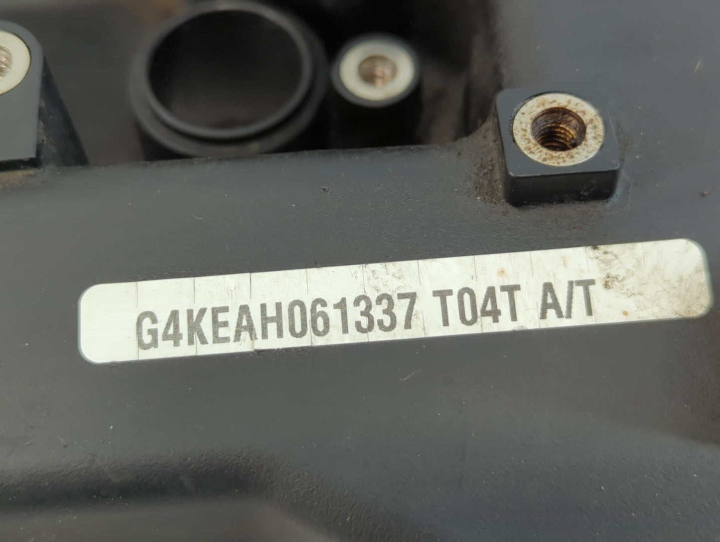 2013 Kia Forte Driver Left Cylinder Head Valve Cover P/N:T04T A/T g4keah061337 Fits OEM Used Auto Parts - Oemusedautoparts1.