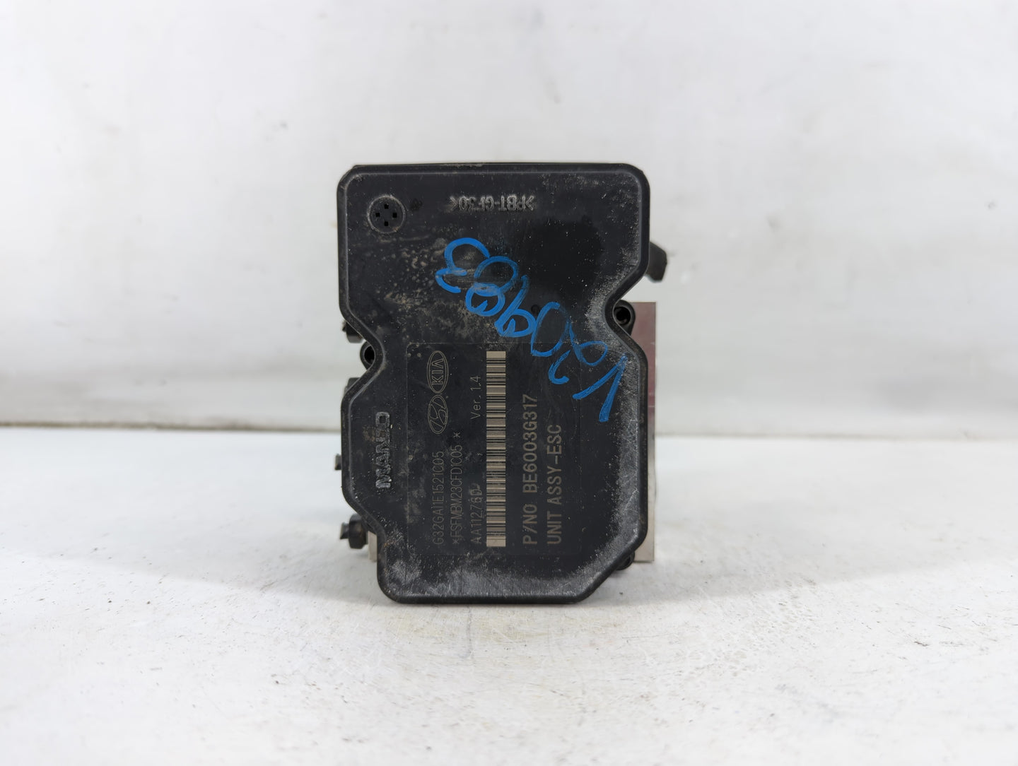 2011-2013 Kia Optima ABS Pump Control Module Replacement P/N:58920-2T550 Fits Fits 2011 2012 2013 OEM Used Auto Parts - Oemu