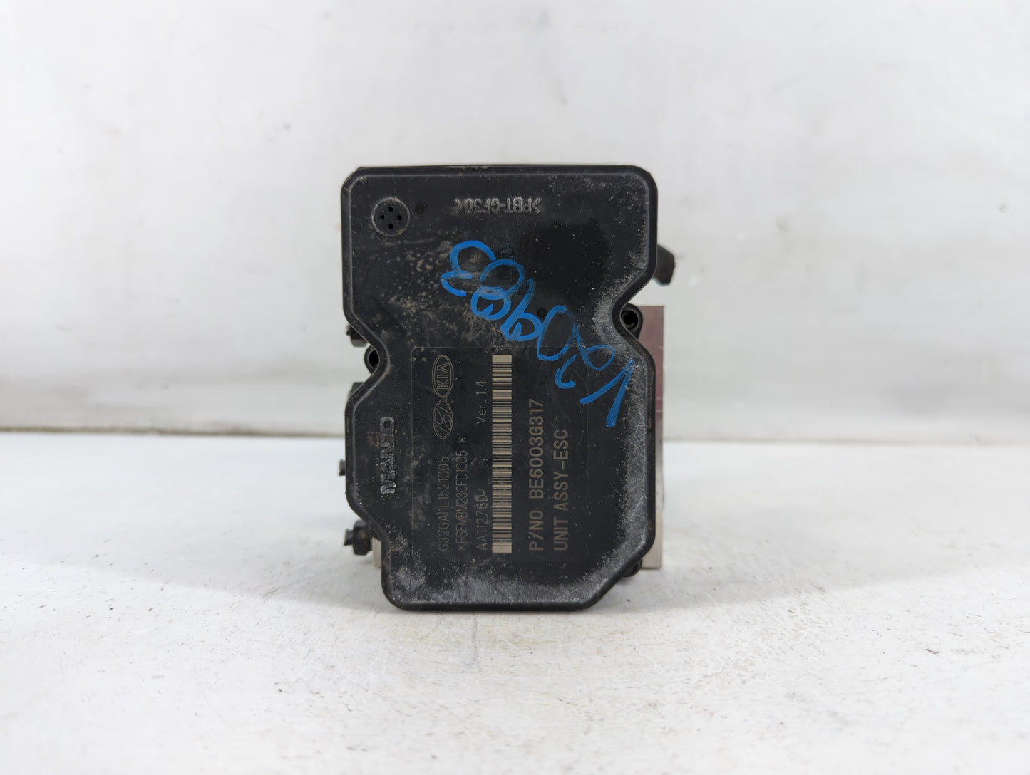 2011-2013 Kia Optima ABS Pump Control Module Replacement P/N:58920-2T550 Fits Fits 2011 2012 2013 OEM Used Auto Parts - Oemu