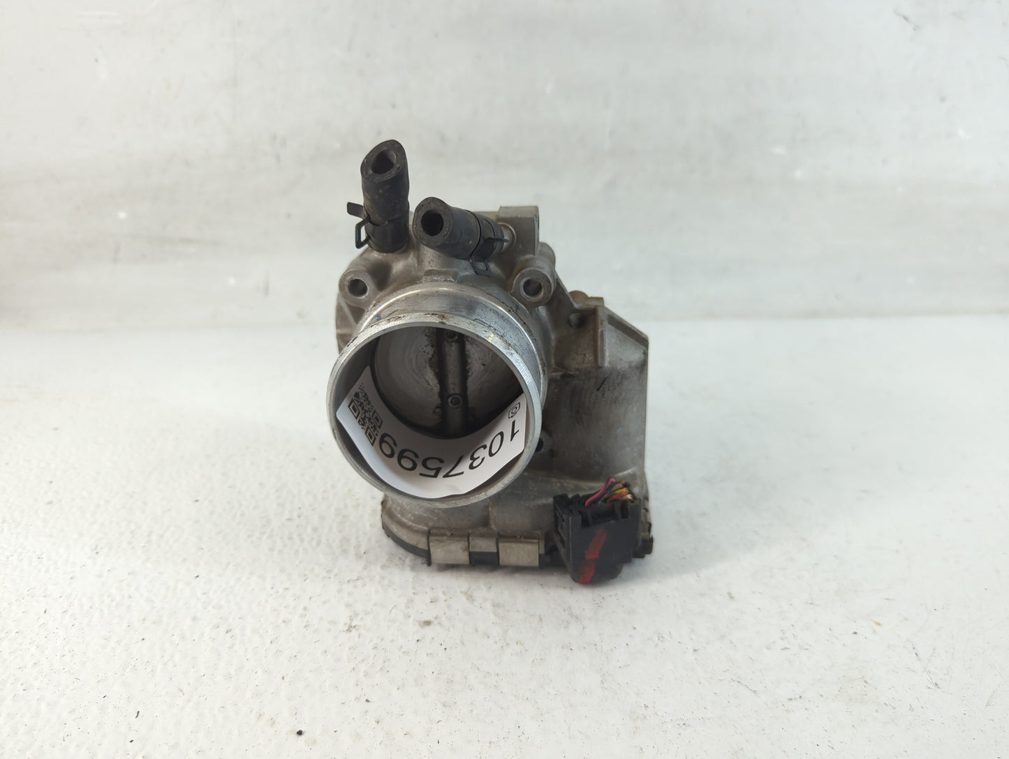 2011-2015 Kia Optima Throttle Body P/N:35100-2G700 Fits Fits 2011 2012 2013 2014 2015 2016 OEM Used Auto Parts - Oemusedauto