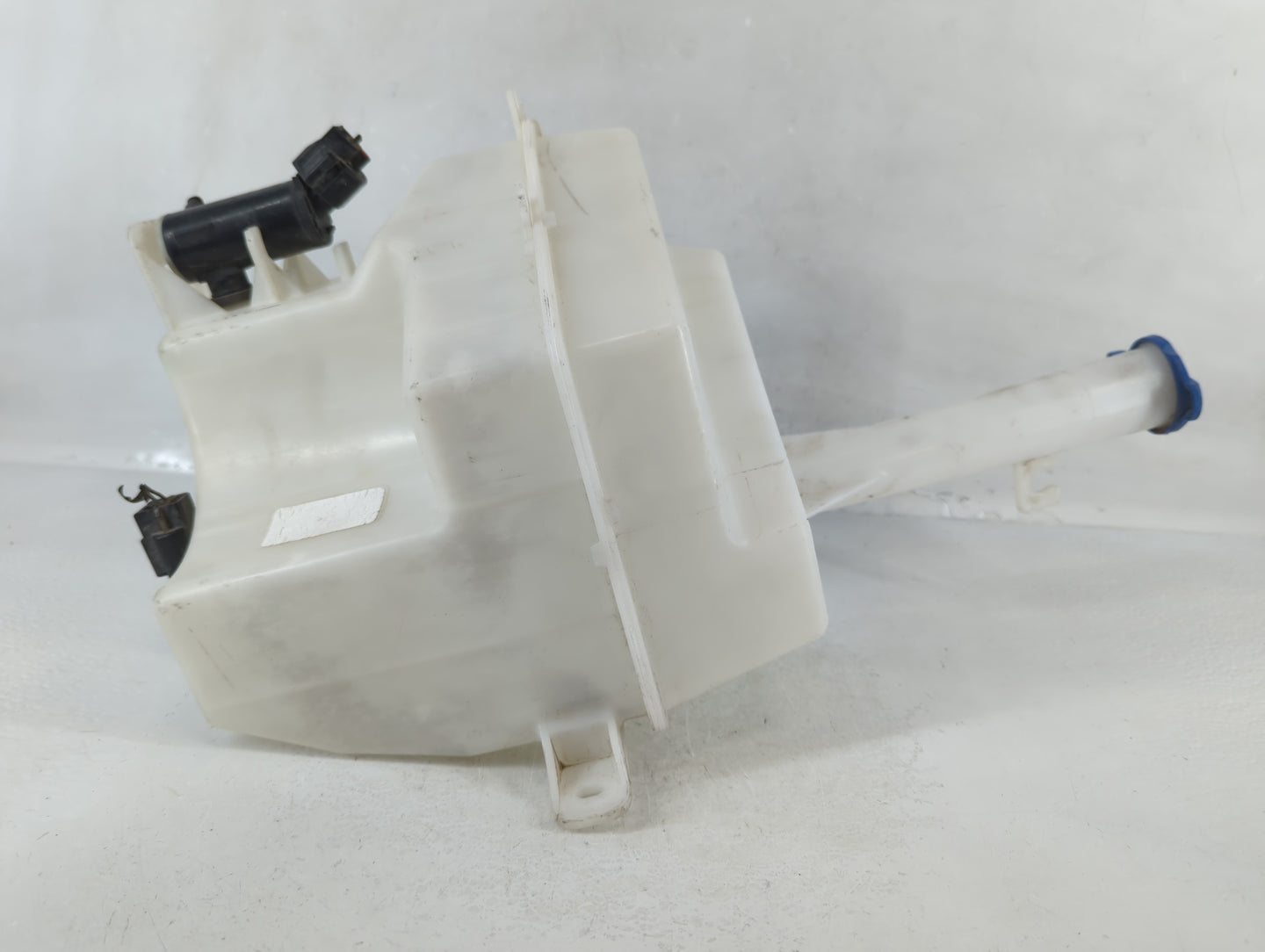 2011-2015 Kia Optima Windshield Washer Fluid Reservoir Bottle Oem - Oemusedautoparts1.com