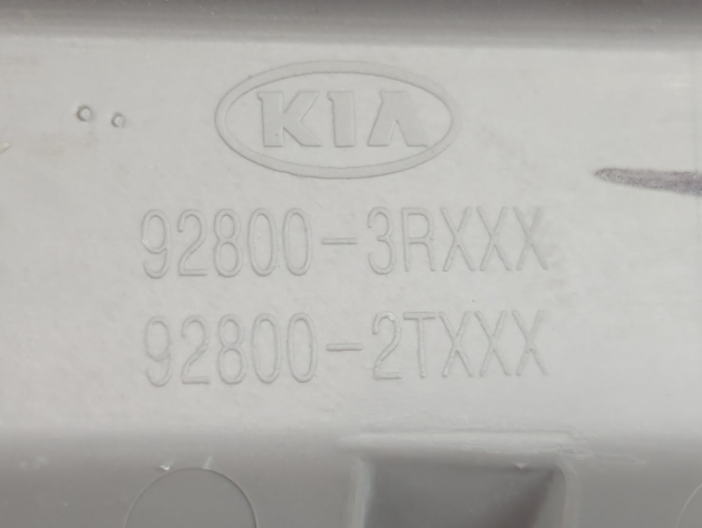 2013 Kia Optima Overhead Roof Console - Oemusedautoparts1.com