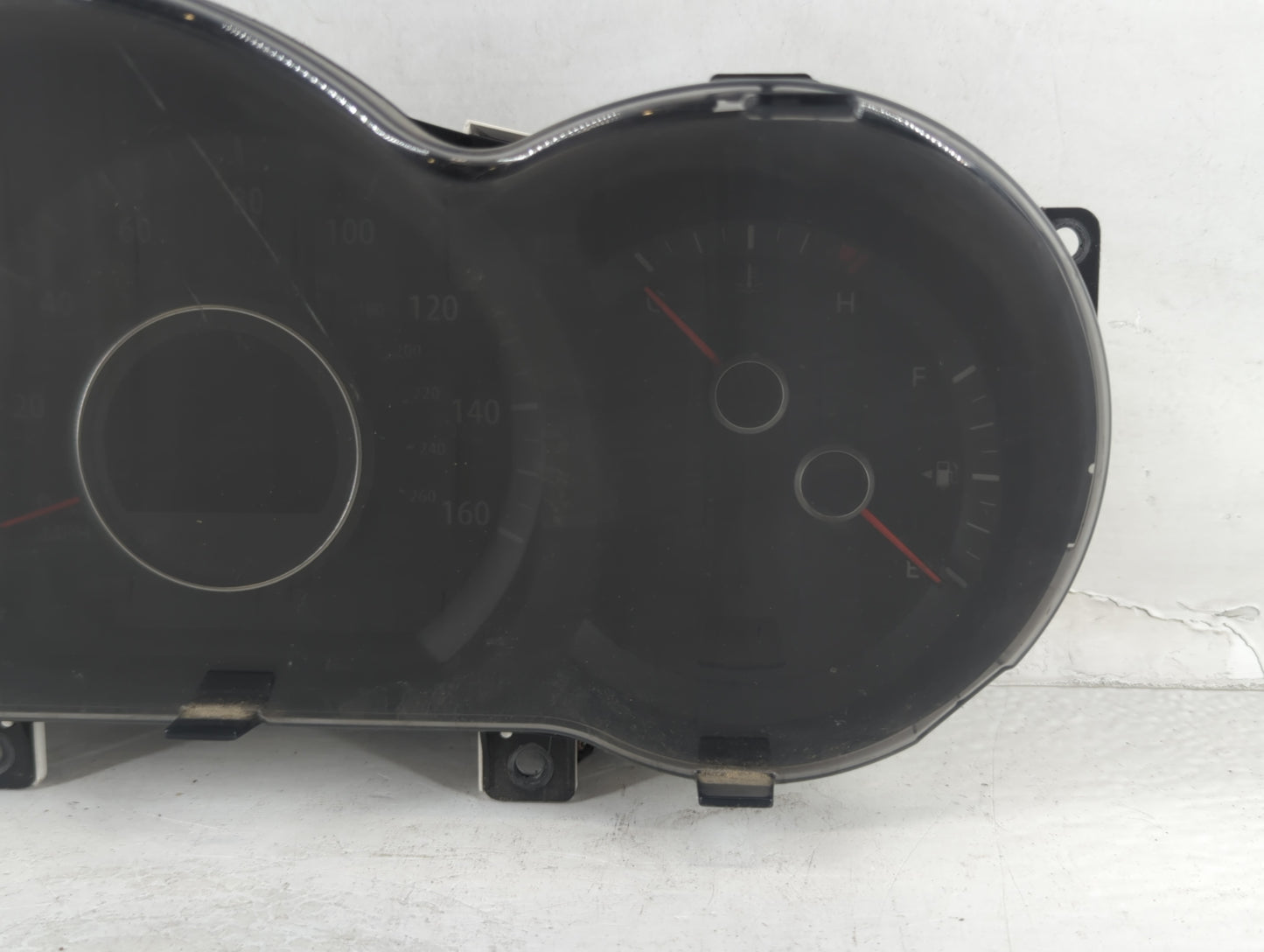 2012-2013 Kia Optima Instrument Cluster Speedometer Gauges P/N:94001-2T322 Fits Fits 2012 2013 OEM Used Auto Parts - Oemused