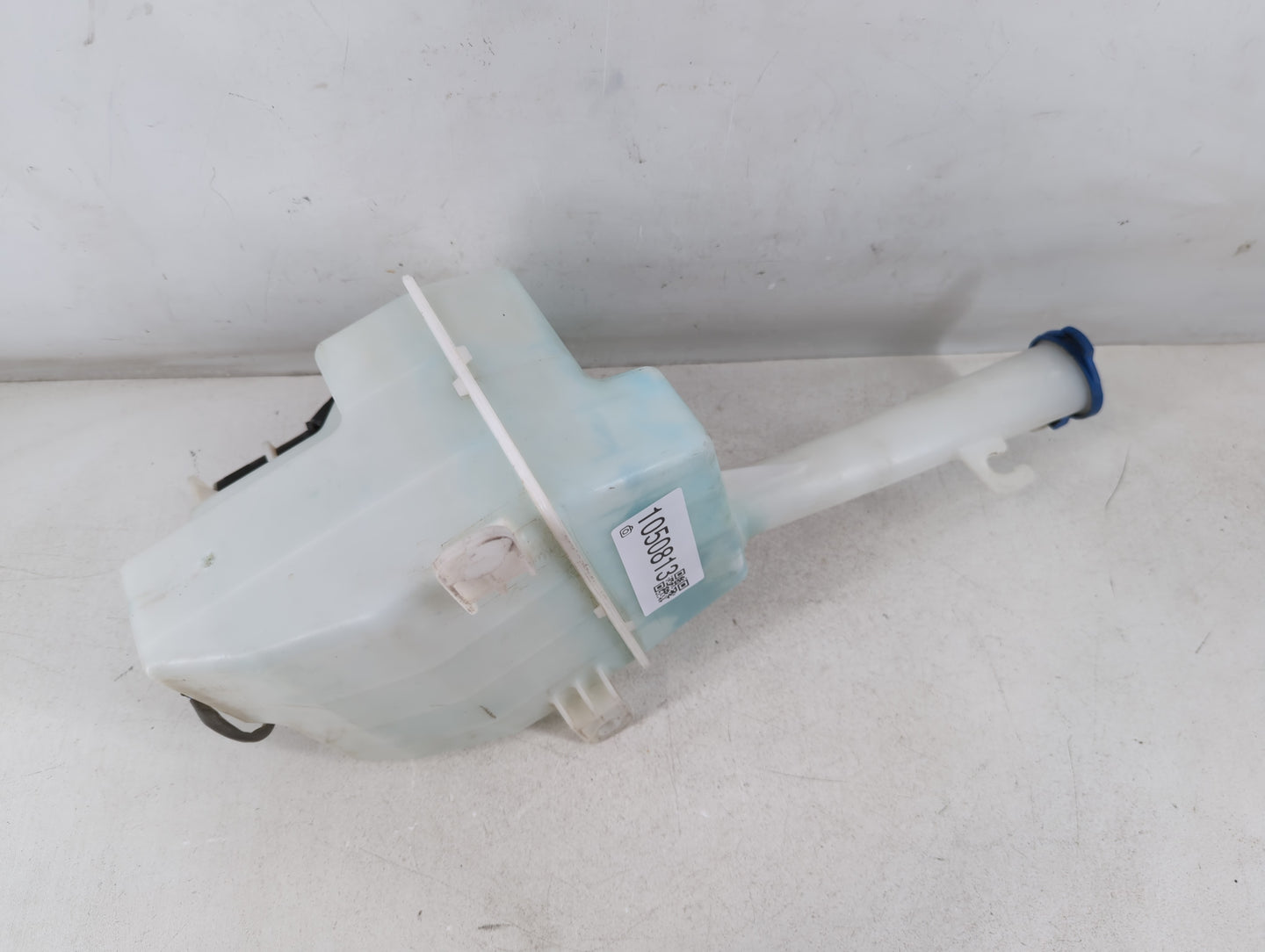2011-2015 Kia Optima Windshield Washer Fluid Reservoir Bottle Oem - Oemusedautoparts1.com
