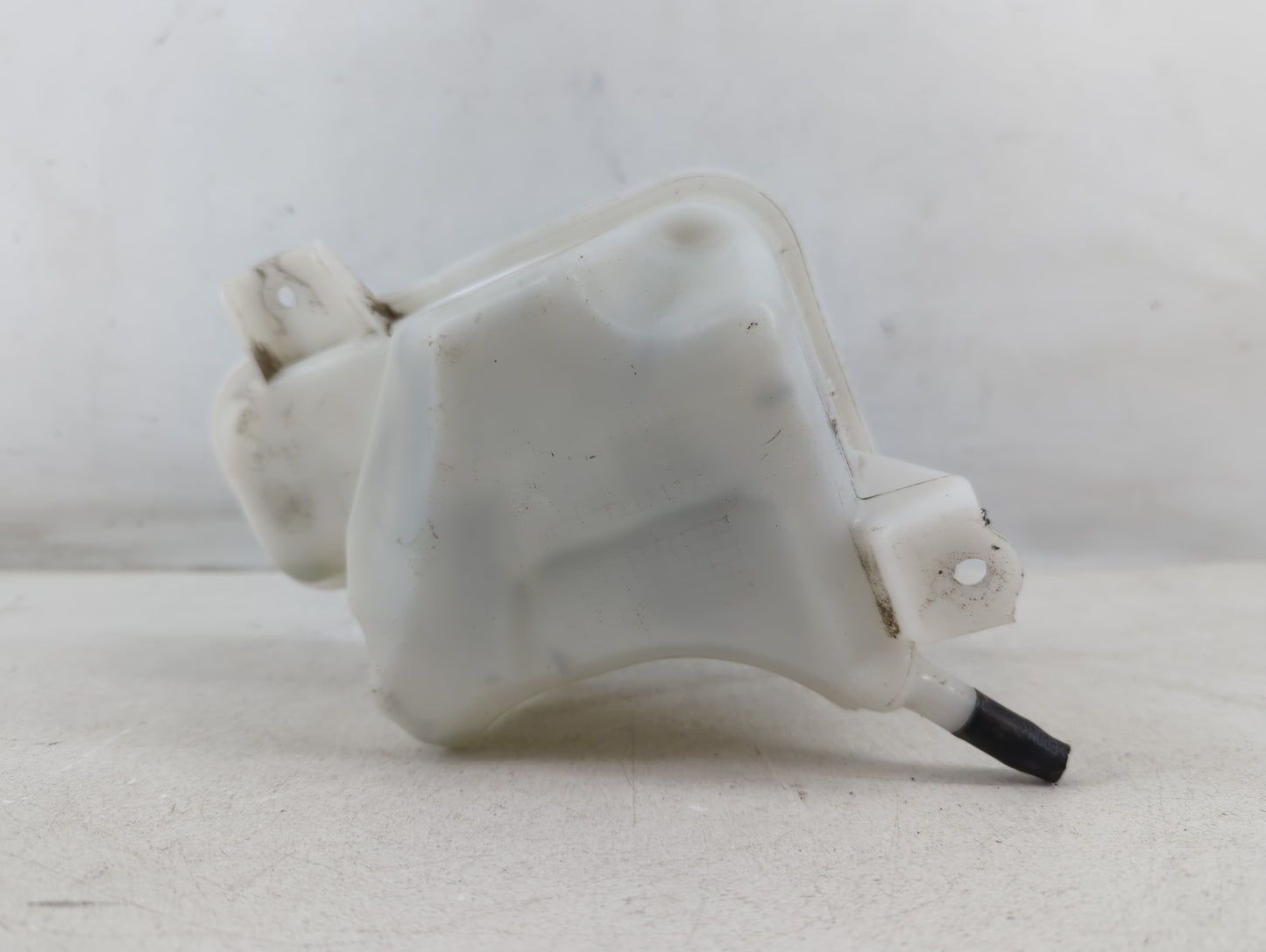 2011-2015 Kia Optima Windshield Washer Fluid Reservoir Bottle Oem - Oemusedautoparts1.com