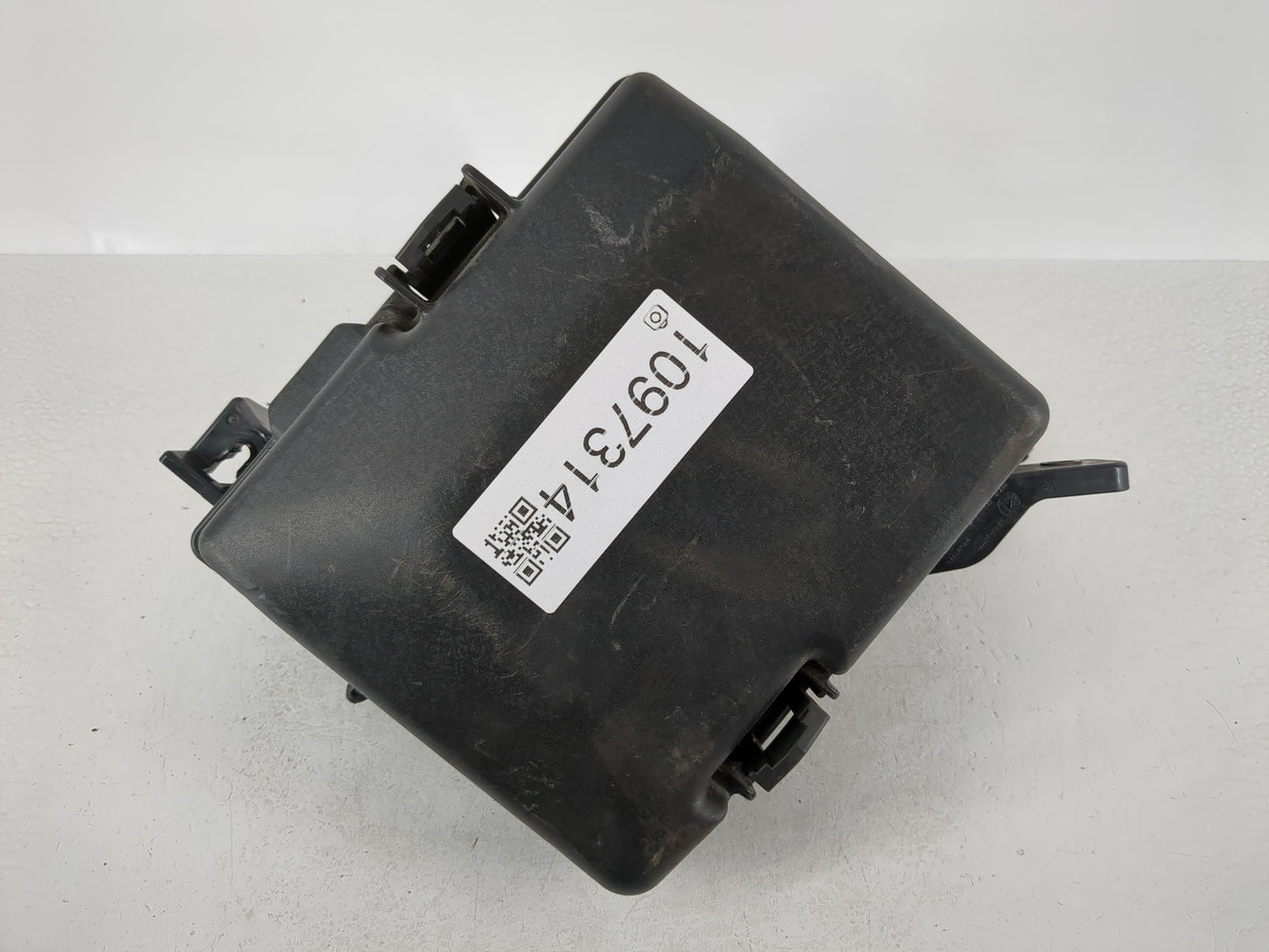 2011-2013 Kia Optima Fusebox Fuse Box Panel Relay Module P/N:91202 2T991 Fits Fits 2011 2012 2013 OEM Used Auto Parts - Oemu
