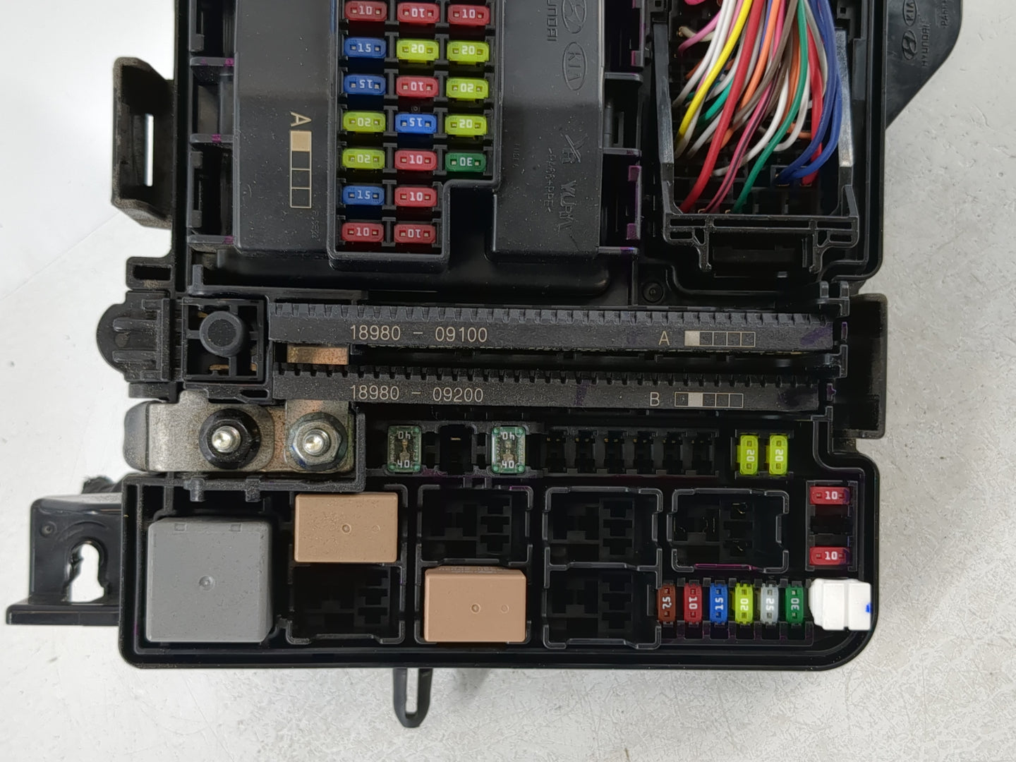 2011-2013 Kia Optima Fusebox Fuse Box Panel Relay Module P/N:91202 2T991 Fits Fits 2011 2012 2013 OEM Used Auto Parts - Oemu