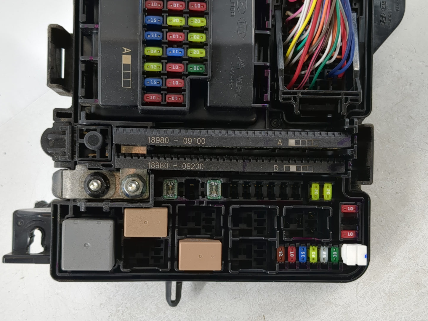 2011-2013 Kia Optima Fusebox Fuse Box Panel Relay Module P/N:91202 2T991 Fits Fits 2011 2012 2013 OEM Used Auto Parts - Oemu