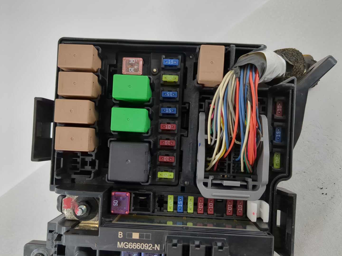 2011-2013 Kia Optima Fusebox Fuse Box Panel Relay Module P/N:91956-00003 Fits Fits 2011 2012 2013 OEM Used Auto Parts - Oemu