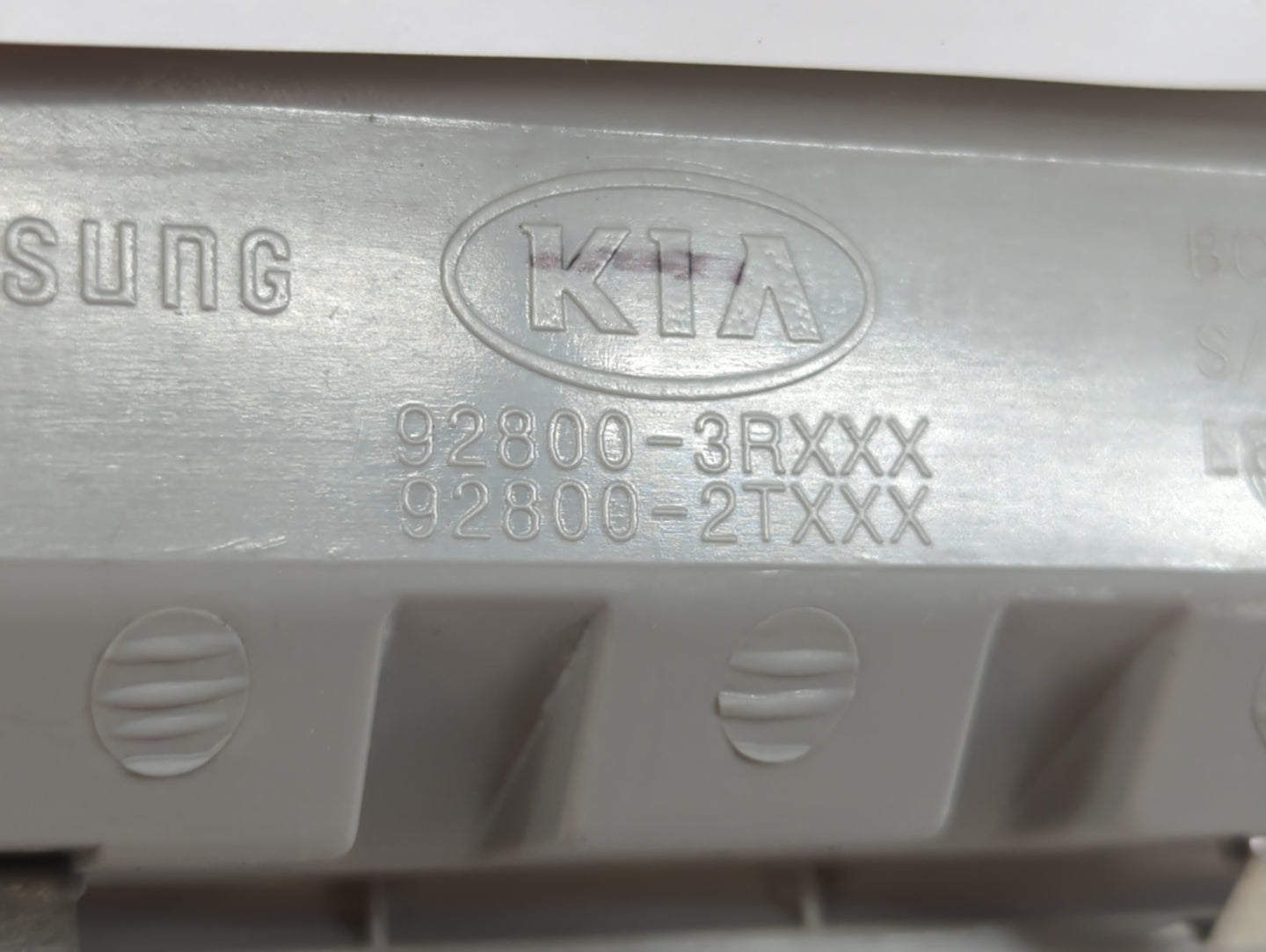 2013 Kia Optima Overhead Roof Console - Oemusedautoparts1.com