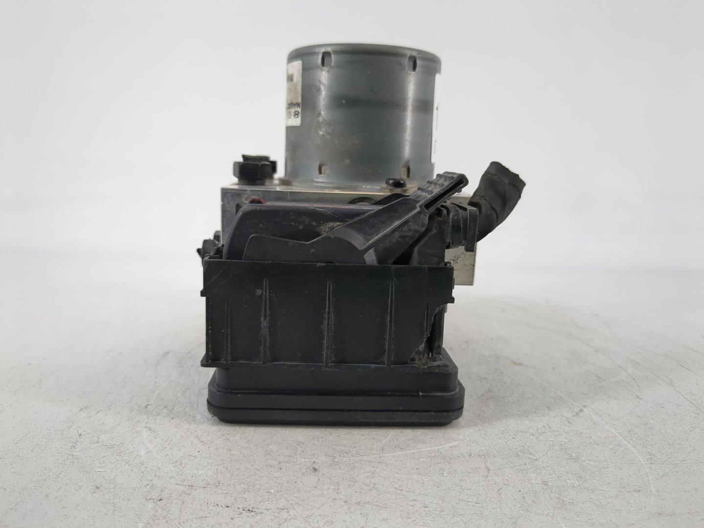 2011-2013 Kia Optima ABS Pump Control Module Replacement P/N:58920-2T550 Fits Fits 2011 2012 2013 OEM Used Auto Parts - Oemu