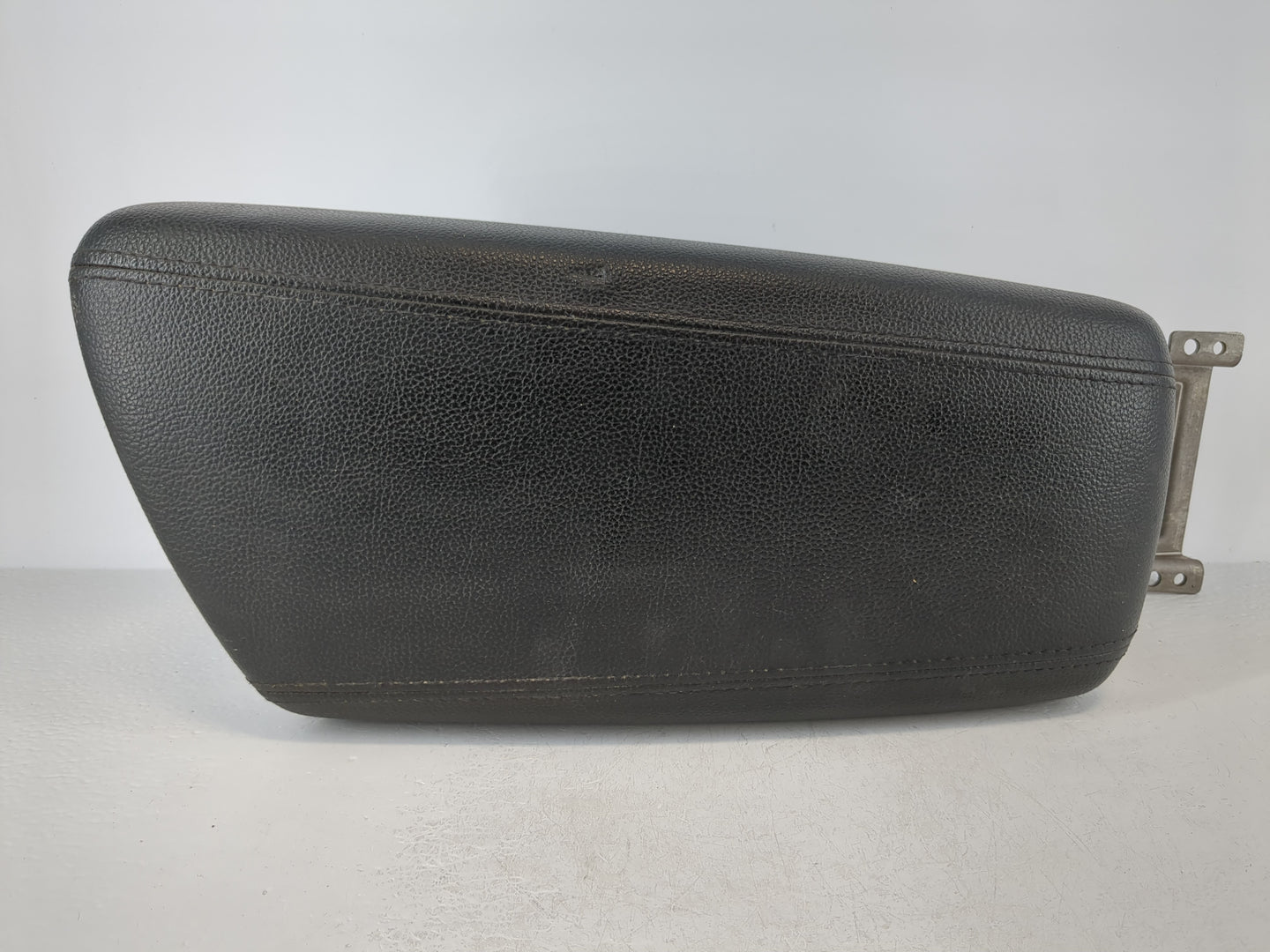 2011-2013 Kia Optima Center Console Armrest Cover Lid Fits Fits 2011 2012 2013 OEM Used Auto Parts - Oemusedautoparts1.com