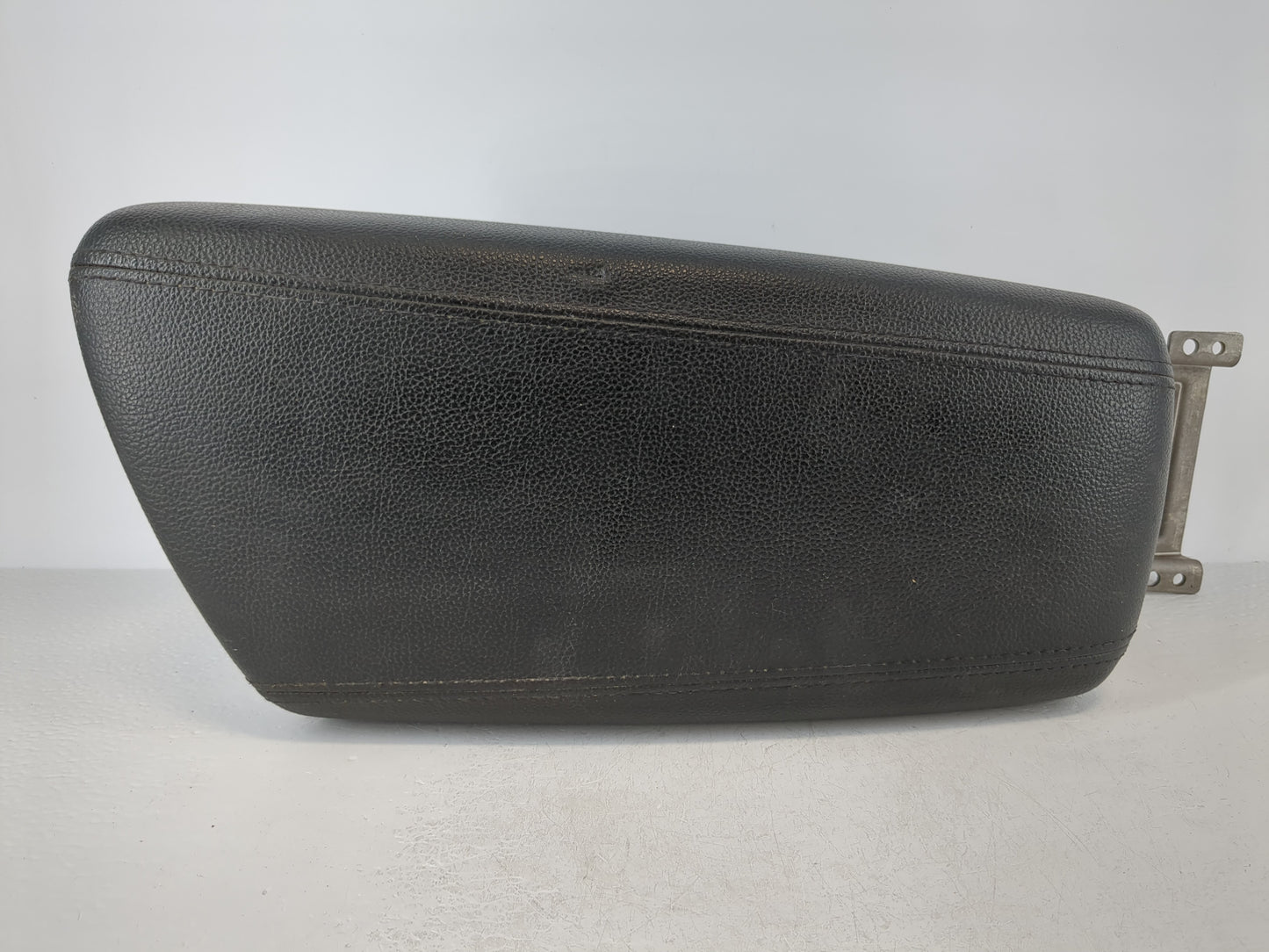 2011-2013 Kia Optima Center Console Armrest Cover Lid Fits Fits 2011 2012 2013 OEM Used Auto Parts - Oemusedautoparts1.com