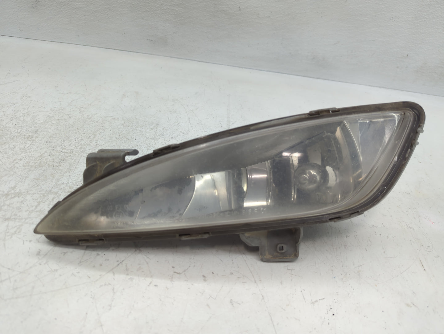 2013-2013 Kia Optima Driver Left Oem Fog Light Lamp - Oemusedautoparts1.com