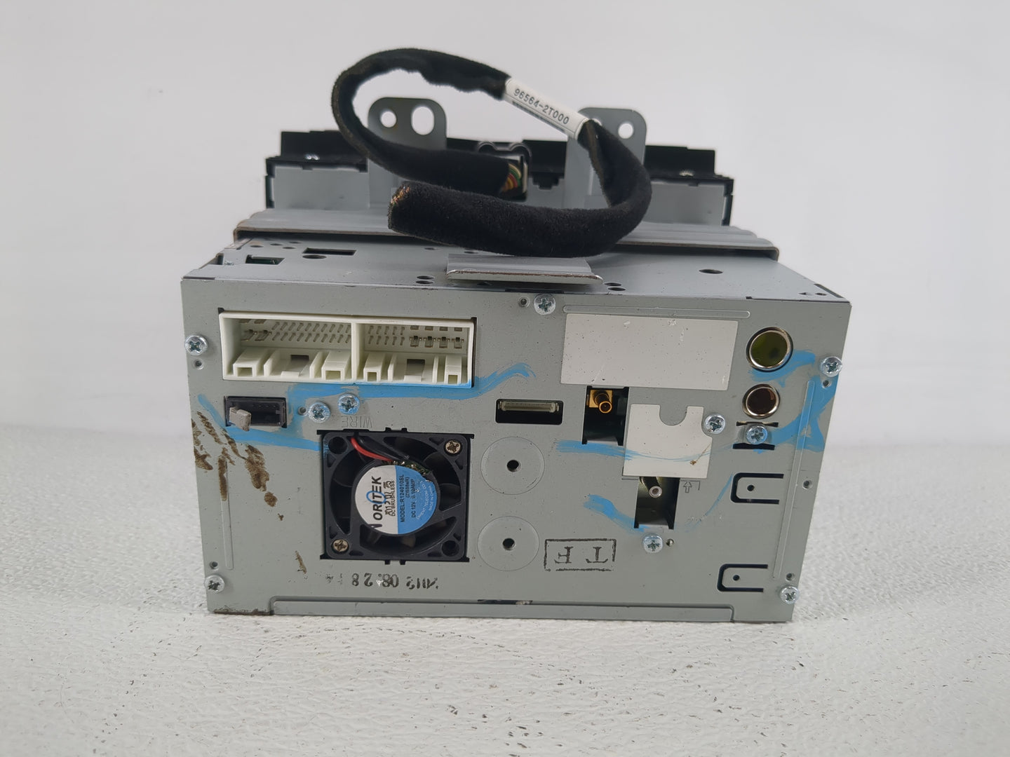 2011-2013 Kia Optima Radio AM FM Cd Player Receiver Replacement P/N:96560-2T202CA Fits Fits 2011 2012 2013 OEM Used Auto Par