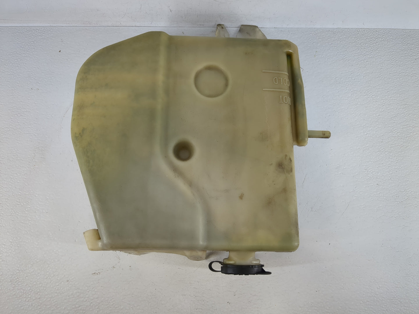 2011-2015 Kia Optima Windshield Washer Fluid Reservoir Bottle Oem - Oemusedautoparts1.com
