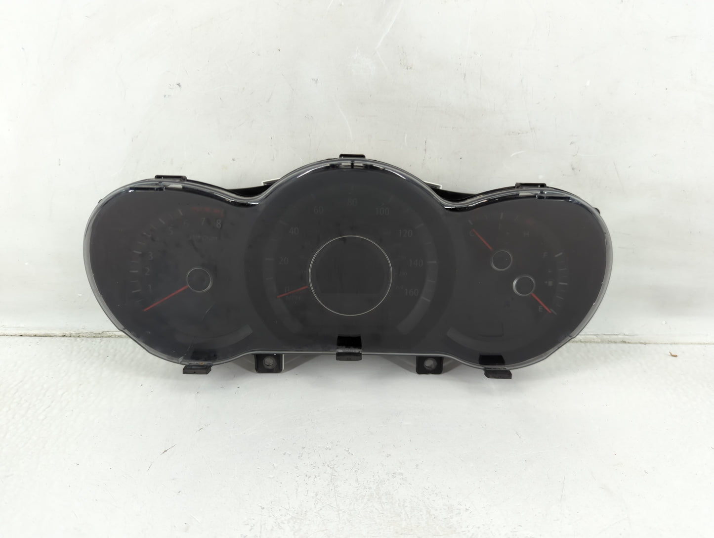 2012-2013 Kia Optima Instrument Cluster Speedometer Gauges P/N:94001-2T322 Fits Fits 2012 2013 OEM Used Auto Parts - Oemused