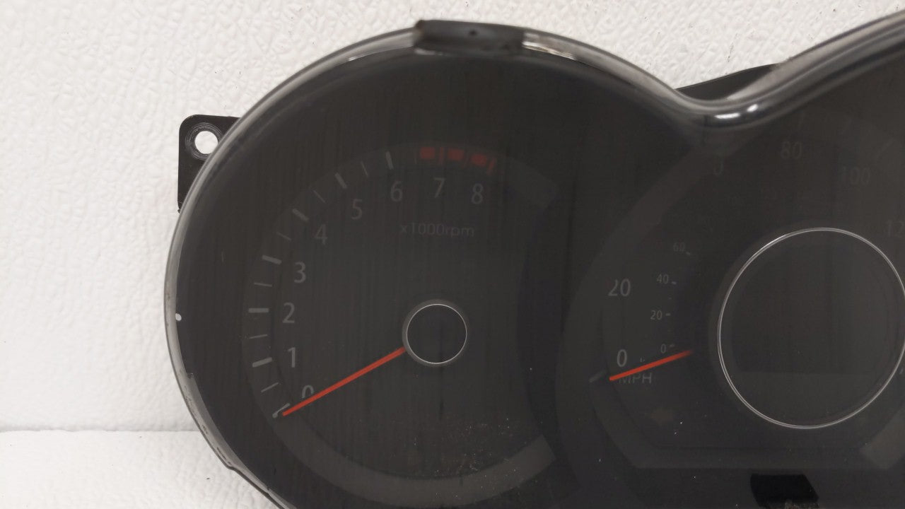 2012-2013 Kia Optima Instrument Cluster Speedometer Gauges P/N:94001-2T322 94001-2T323 Fits Fits 2012 2013 OEM Used Auto Par