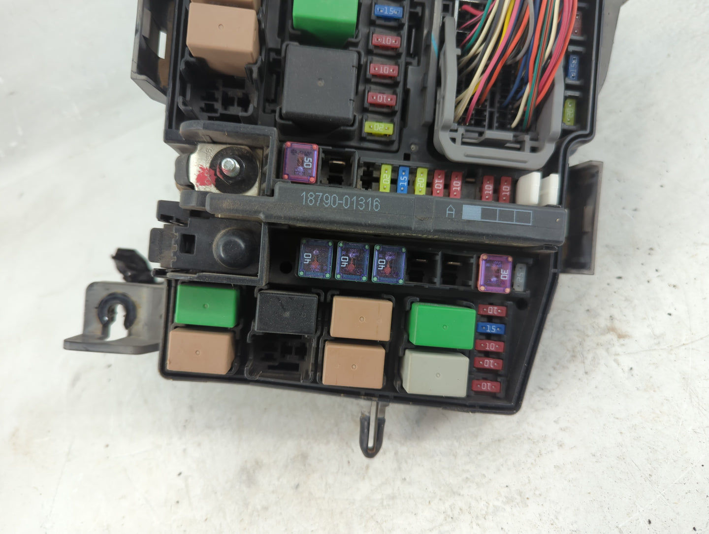 2011-2013 Kia Optima Fusebox Fuse Box Panel Relay Module P/N:91950-2T860 Fits Fits 2011 2012 2013 OEM Used Auto Parts - Oemu