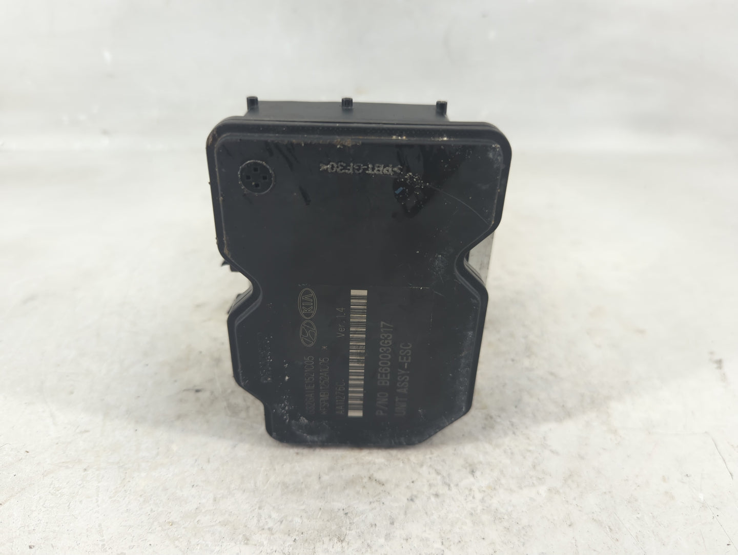 2011-2013 Kia Optima ABS Pump Control Module Replacement P/N:58920-2T550 Fits Fits 2011 2012 2013 OEM Used Auto Parts - Oemu