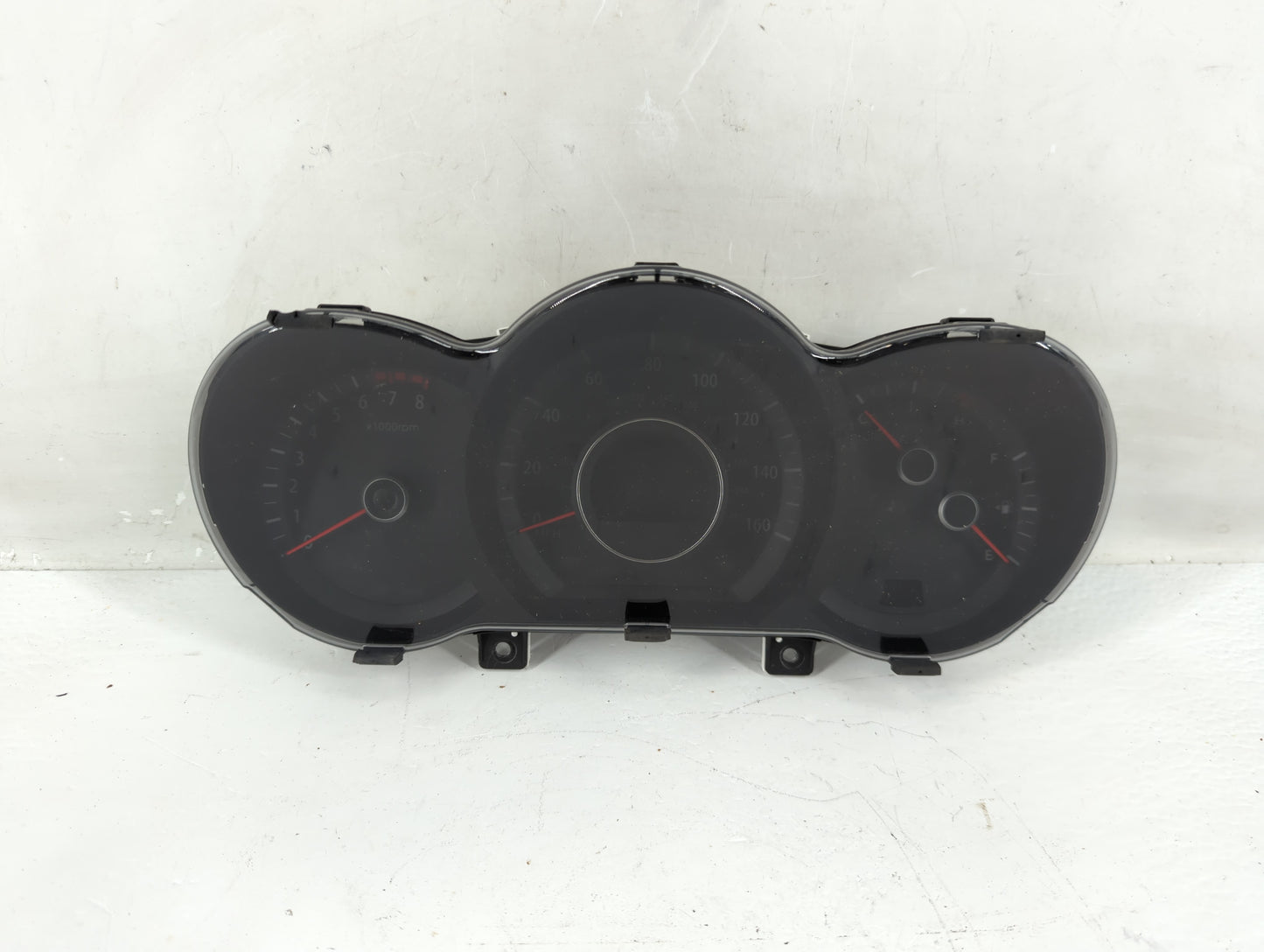 2012-2013 Kia Optima Instrument Cluster Speedometer Gauges P/N:94001-2T323 Fits Fits 2012 2013 OEM Used Auto Parts - Oemused