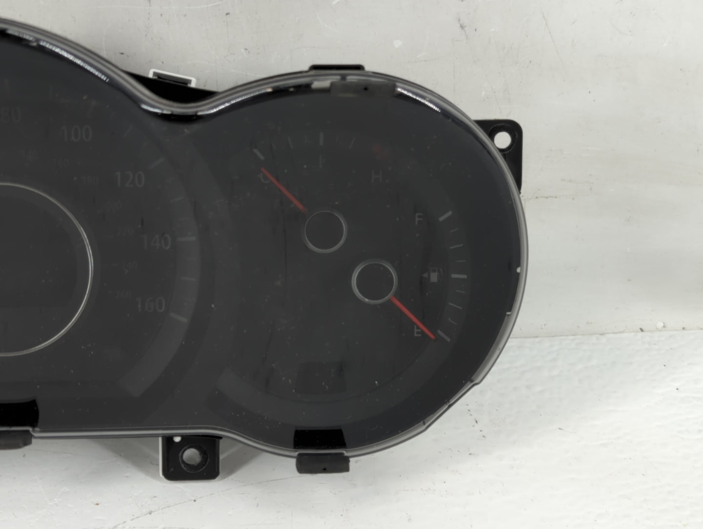 2012-2013 Kia Optima Instrument Cluster Speedometer Gauges P/N:94001-2T323 Fits Fits 2012 2013 OEM Used Auto Parts - Oemused