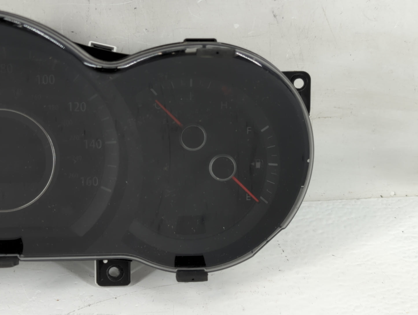 2012-2013 Kia Optima Instrument Cluster Speedometer Gauges P/N:94001-2T323 Fits Fits 2012 2013 OEM Used Auto Parts - Oemused