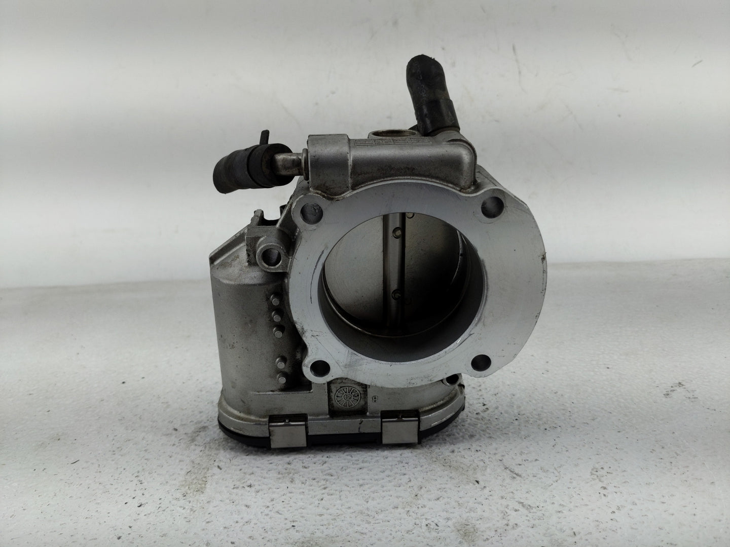 2011-2016 Kia Optima Throttle Body P/N:90 4501 0020 Fits Fits 2011 2012 2013 2014 2015 2016 OEM Used Auto Parts - Oemusedaut