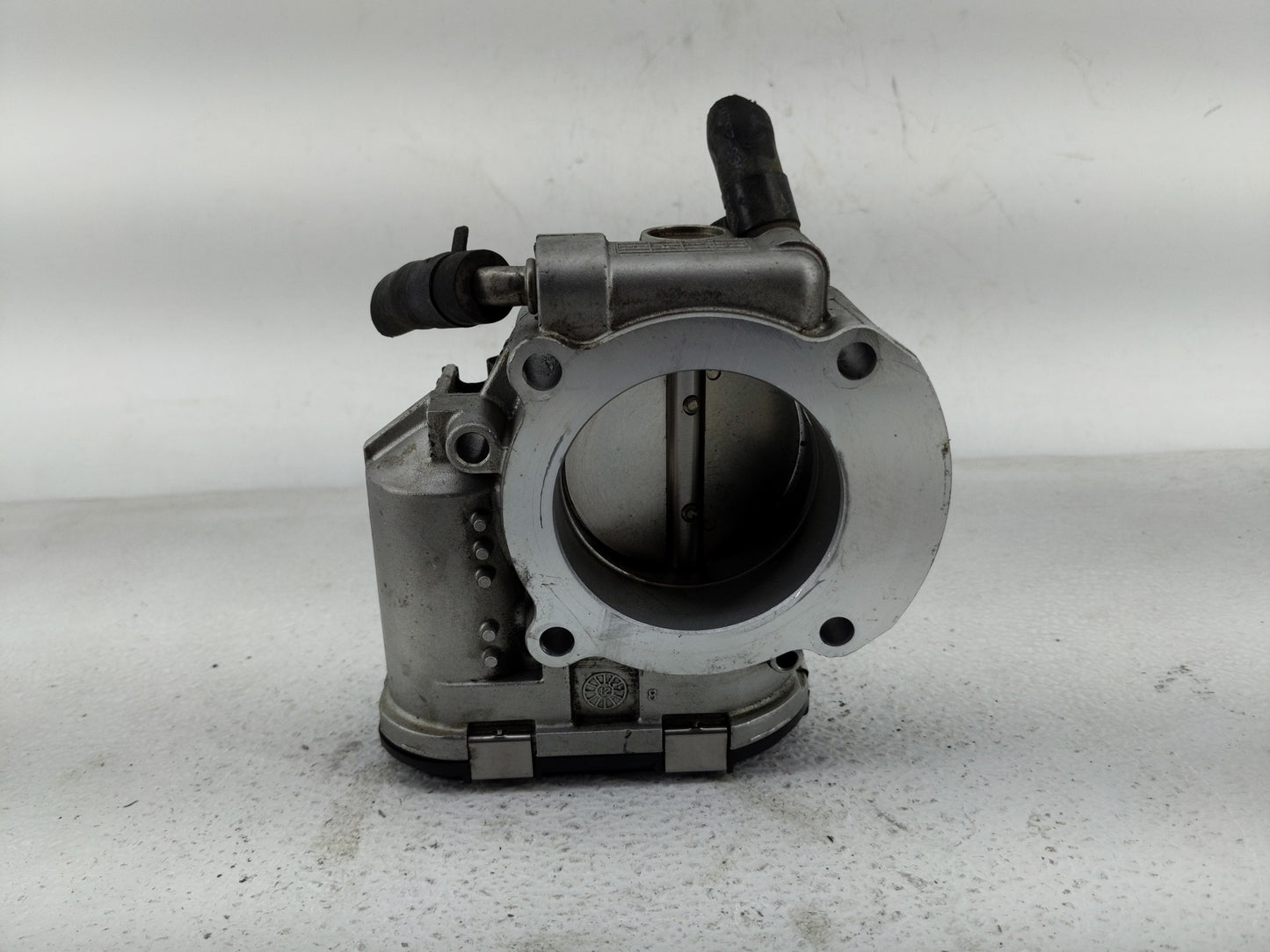 2011-2016 Kia Optima Throttle Body P/N:90 4501 0020 Fits Fits 2011 2012 2013 2014 2015 2016 OEM Used Auto Parts - Oemusedaut