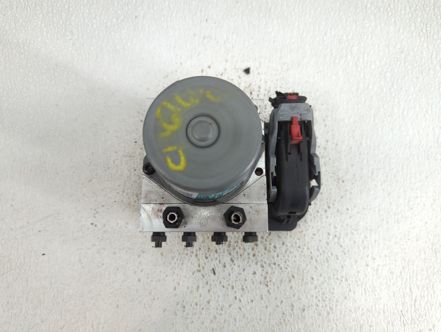 2013 Kia Optima ABS Pump Control Module Replacement P/N:C2589-20500 Fits OEM Used Auto Parts - Oemusedautoparts1.com