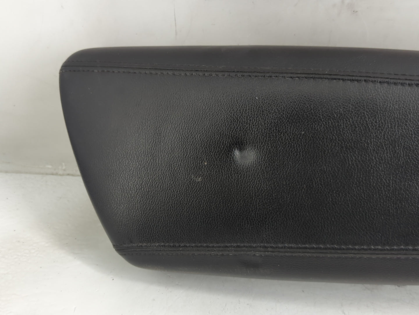 2013 Kia Optima Center Console Armrest Cover Lid Fits OEM Used Auto Parts - Oemusedautoparts1.com