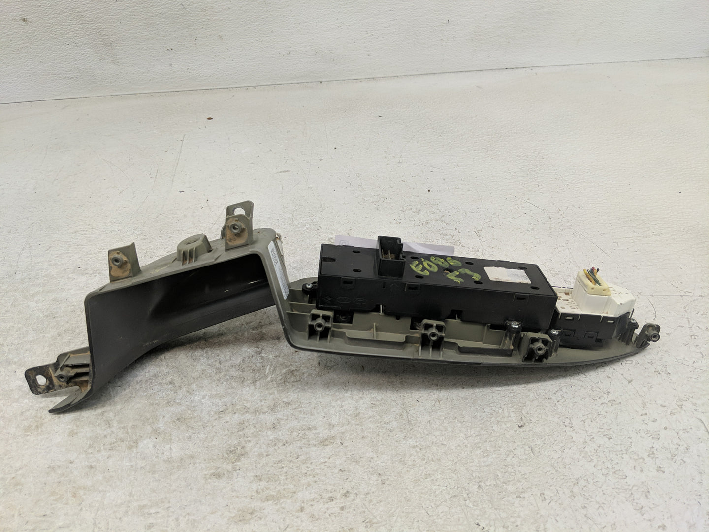 2011-2013 Kia Optima Master Power Window Switch Replacement Driver Side Left P/N:93570-2T000 Fits Fits 2011 2012 2013 OEM Us