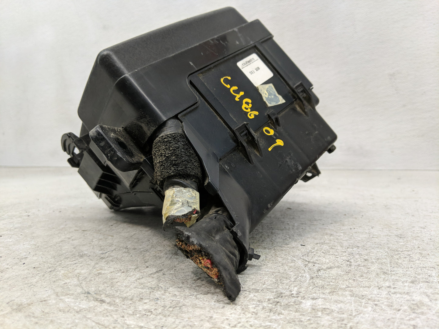 2011-2013 Kia Optima Fusebox Fuse Box Panel Relay Module P/N:18790-01316 Fits Fits 2011 2012 2013 OEM Used Auto Parts - Oemu