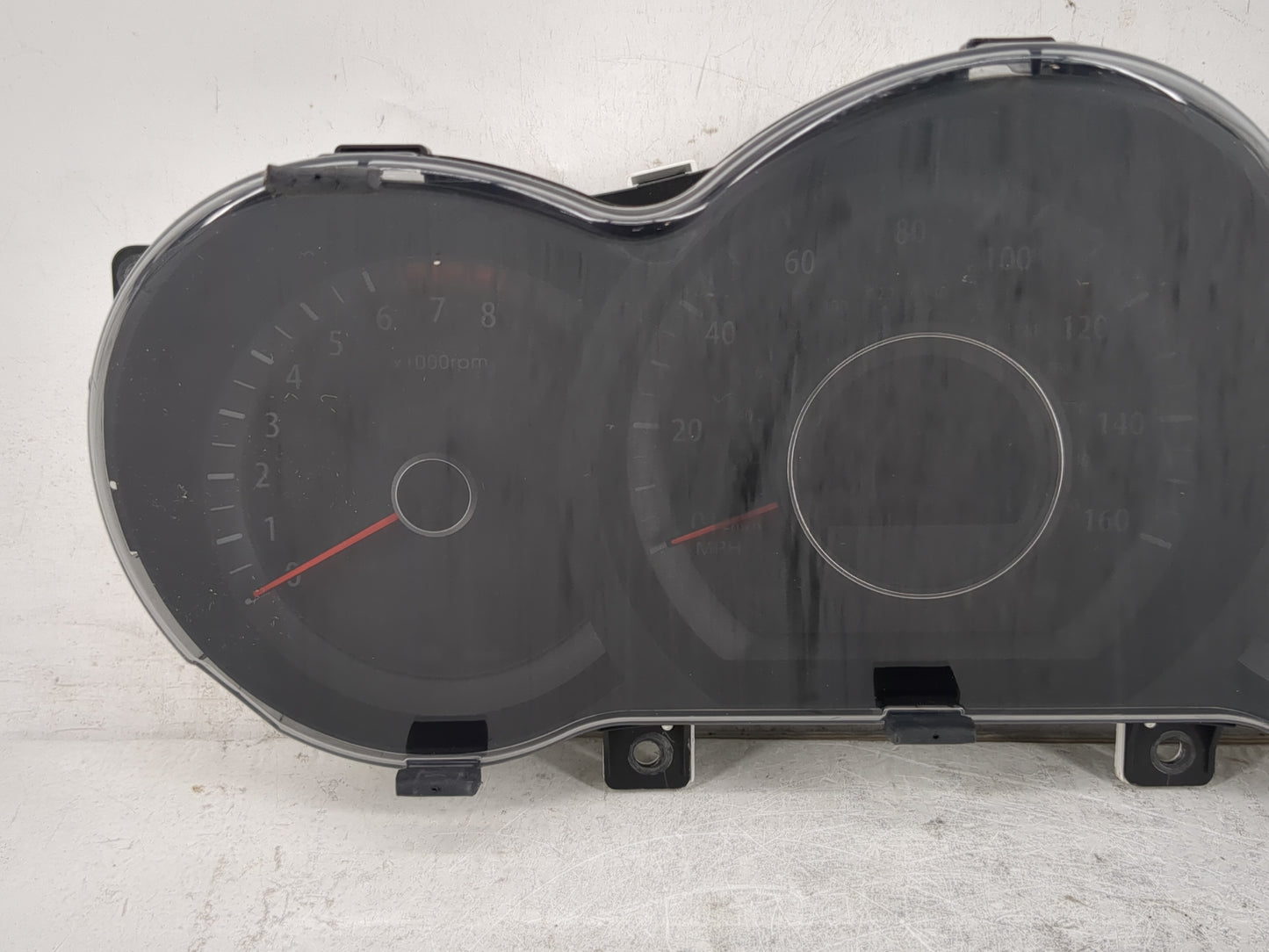 2012-2013 Kia Optima Instrument Cluster Speedometer Gauges P/N:94001-2T322 Fits Fits 2012 2013 OEM Used Auto Parts - Oemused