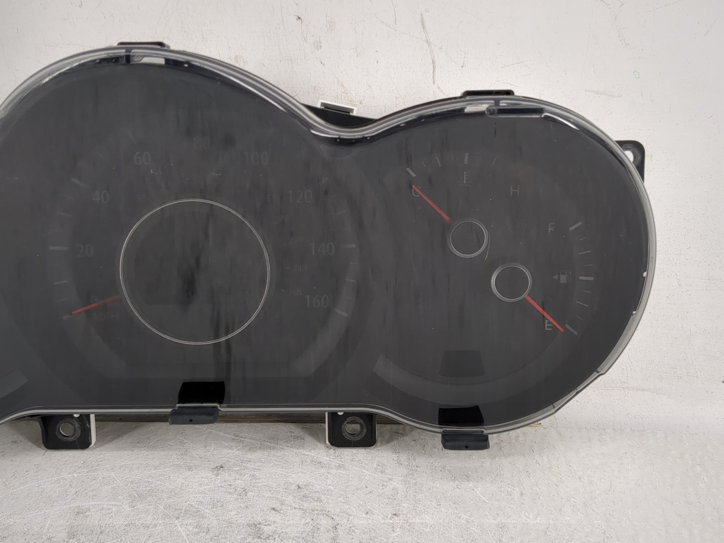 2012-2013 Kia Optima Instrument Cluster Speedometer Gauges P/N:94001-2T322 Fits Fits 2012 2013 OEM Used Auto Parts - Oemused