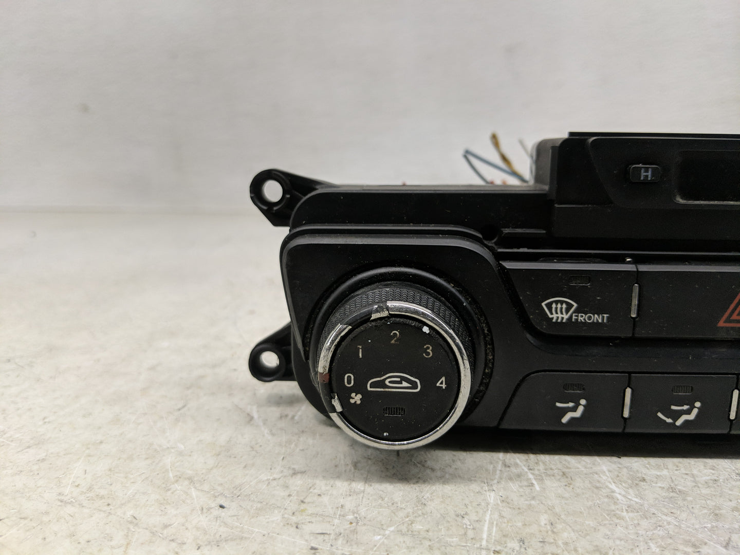 2011-2013 Kia Optima Climate Control Module Temperature AC/Heater Replacement P/N:TFACA1301240296 Fits Fits 2011 2012 2013 O