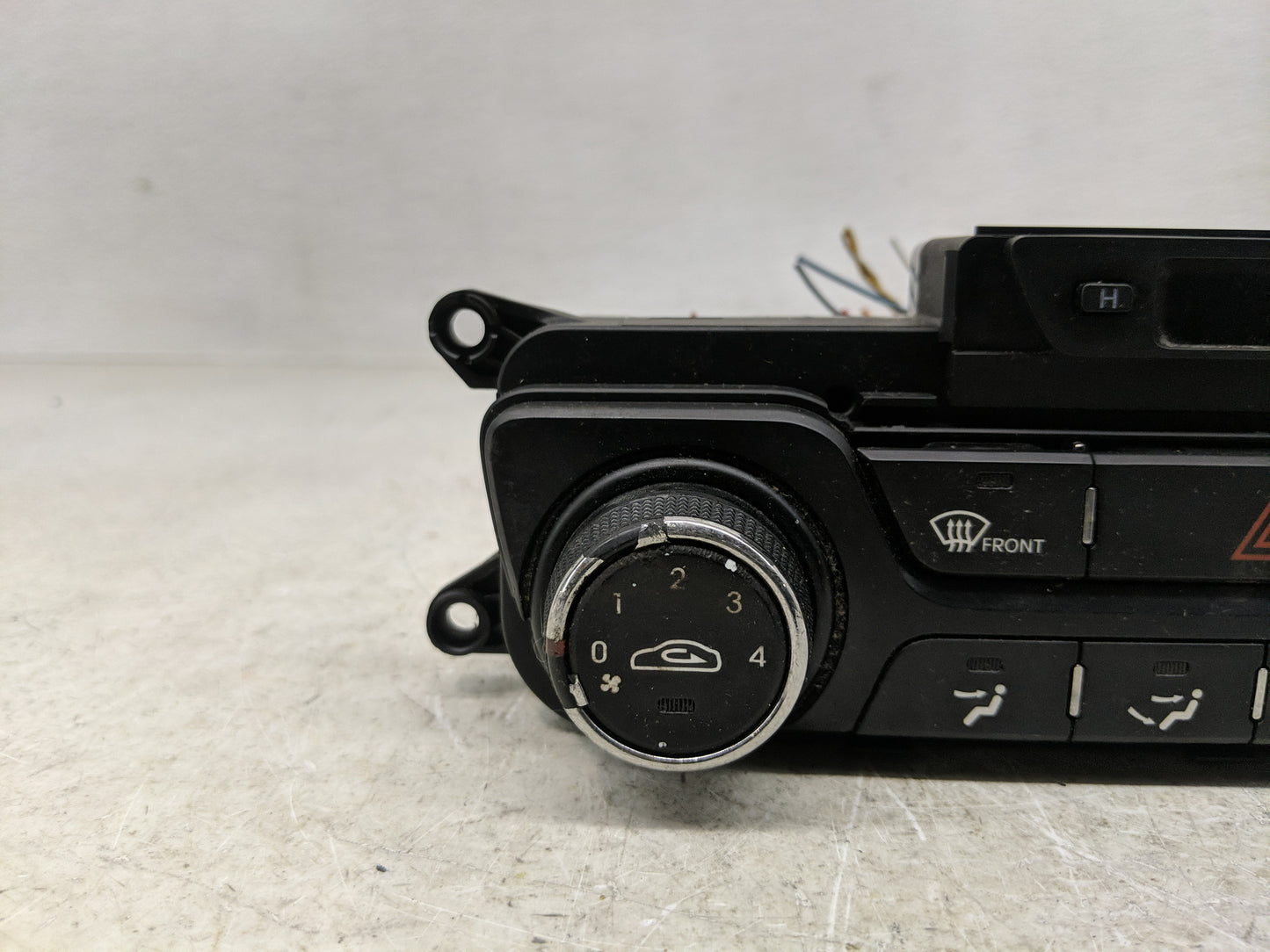 2011-2013 Kia Optima Climate Control Module Temperature AC/Heater Replacement P/N:TFACA1301240296 Fits Fits 2011 2012 2013 O