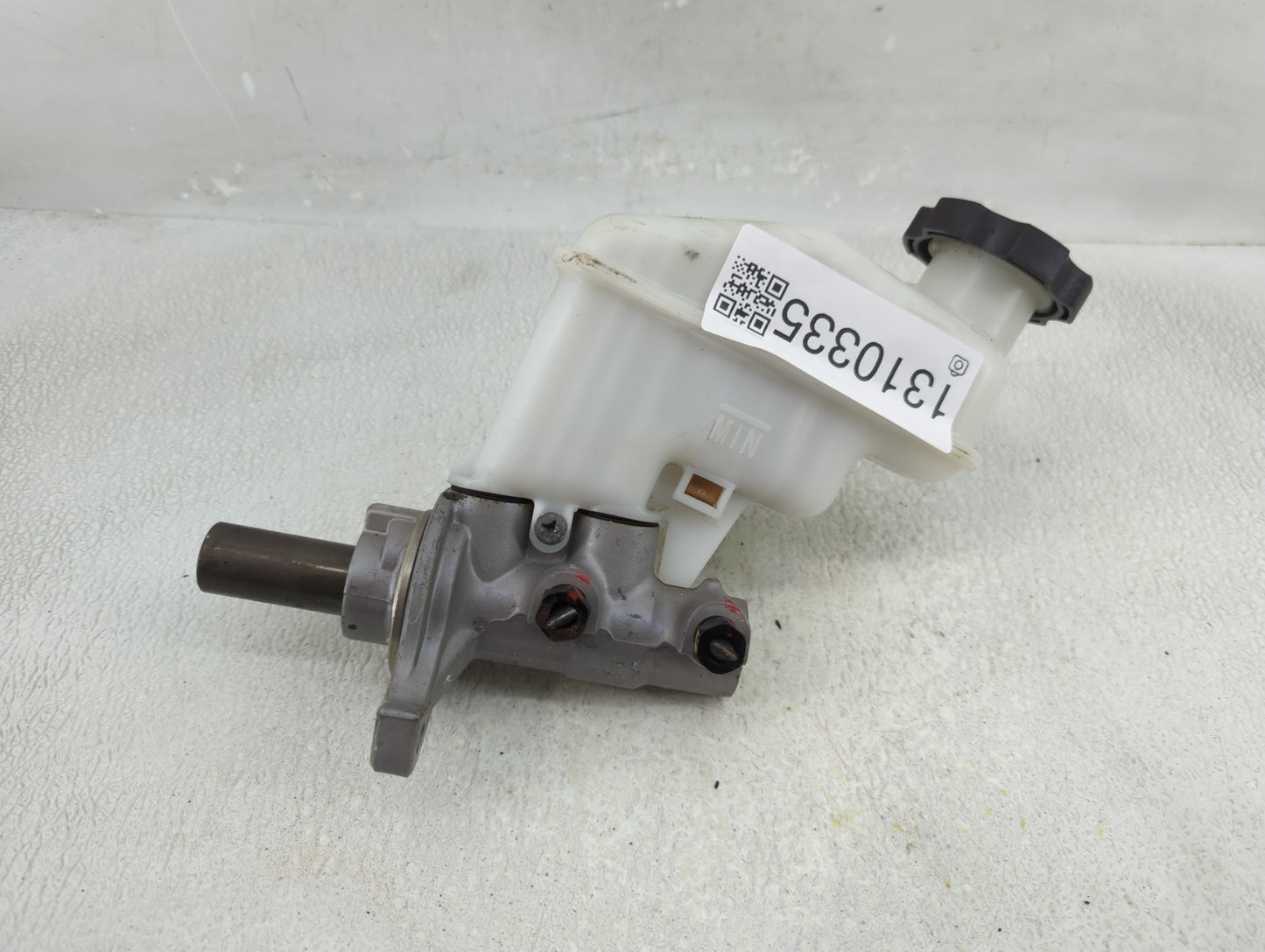 2011-2015 Kia Optima Brake Master Cylinder - Oemusedautoparts1.com