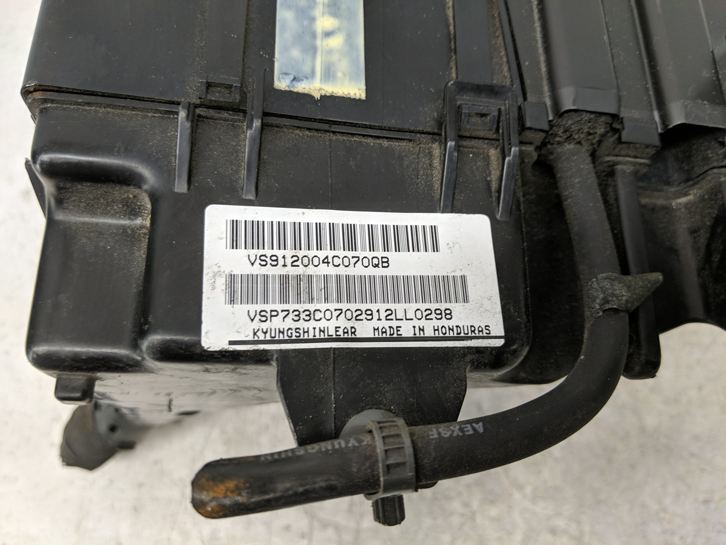 2011-2013 Kia Optima Fusebox Fuse Box Panel Relay Module P/N:912004C070QB Fits Fits 2011 2012 2013 OEM Used Auto Parts - Oem
