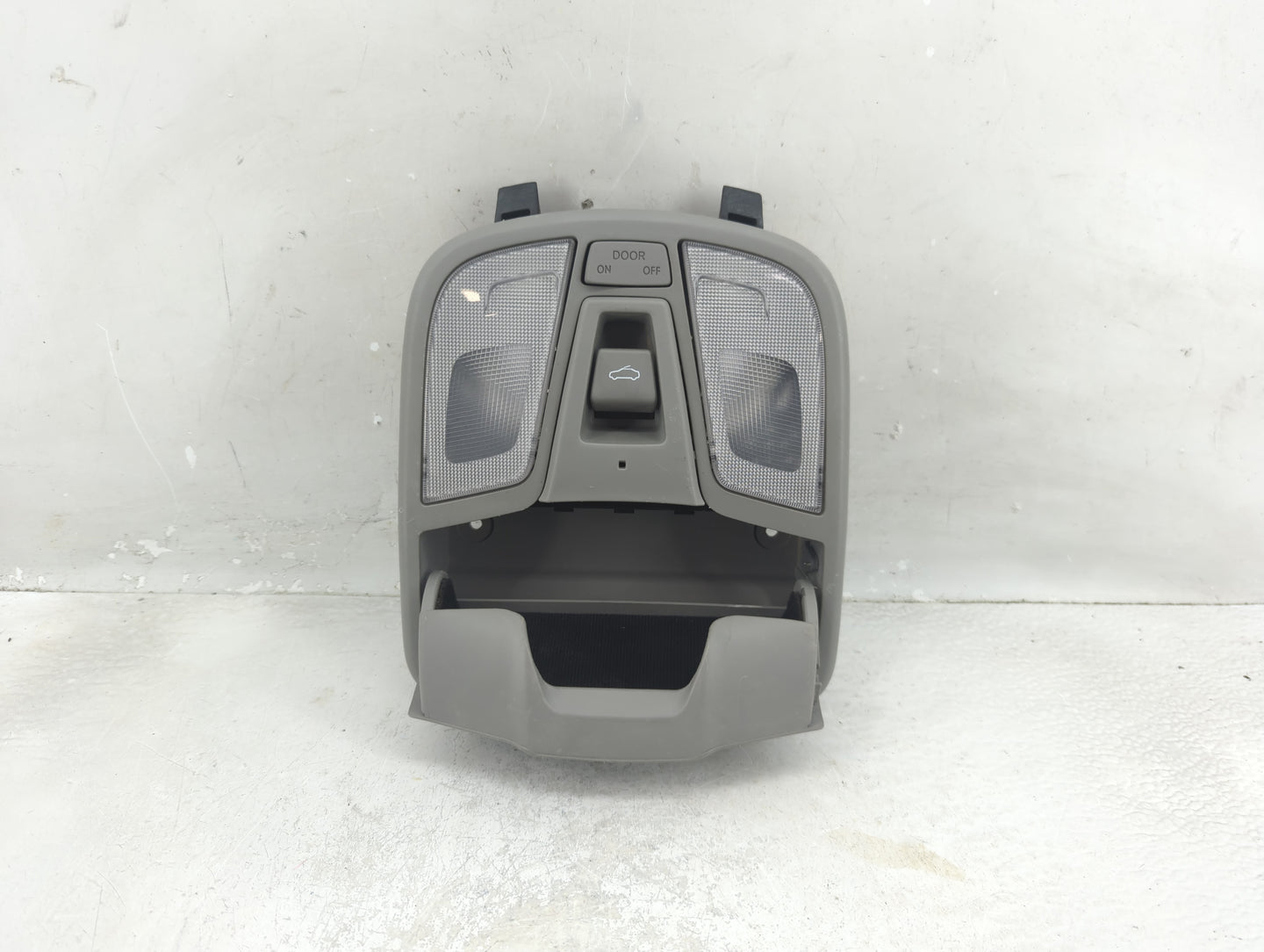 2013 Kia Optima Overhead Roof Console - Oemusedautoparts1.com
