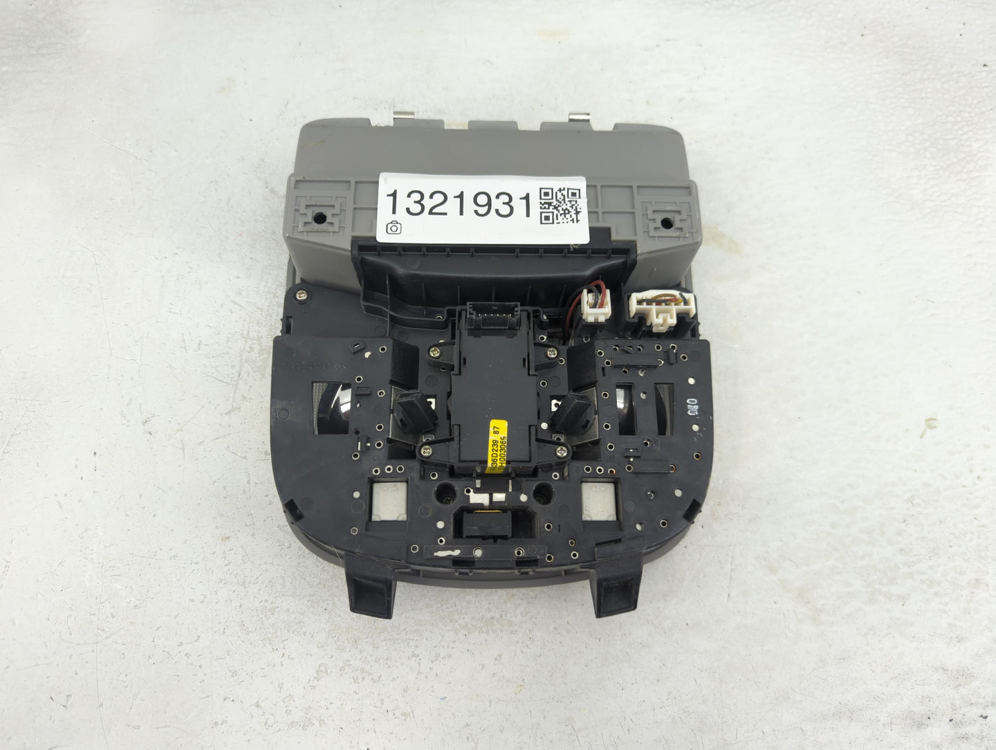 2013 Kia Optima Overhead Roof Console - Oemusedautoparts1.com