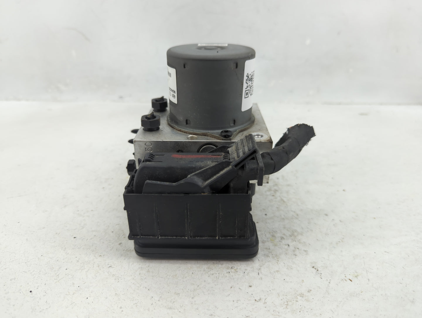 2011-2013 Kia Optima ABS Pump Control Module Replacement P/N:58920-2T550 Fits Fits 2011 2012 2013 OEM Used Auto Parts - Oemu