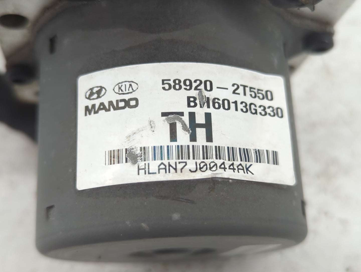 2011-2013 Kia Optima ABS Pump Control Module Replacement P/N:58920-2T550 Fits Fits 2011 2012 2013 OEM Used Auto Parts - Oemu