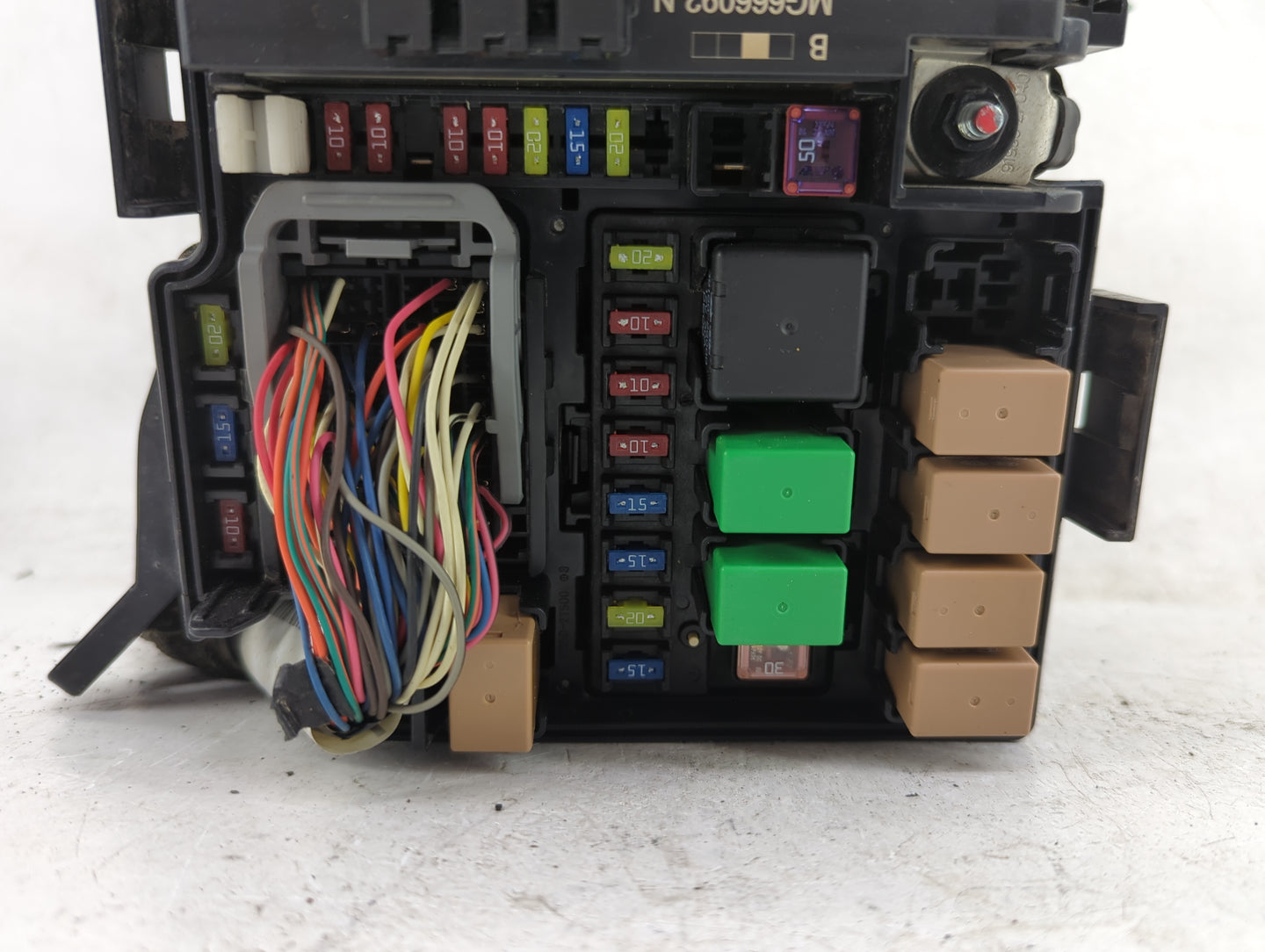 2011-2013 Kia Optima Fusebox Fuse Box Panel Relay Module P/N:912004C070QB Fits Fits 2011 2012 2013 OEM Used Auto Parts - Oem