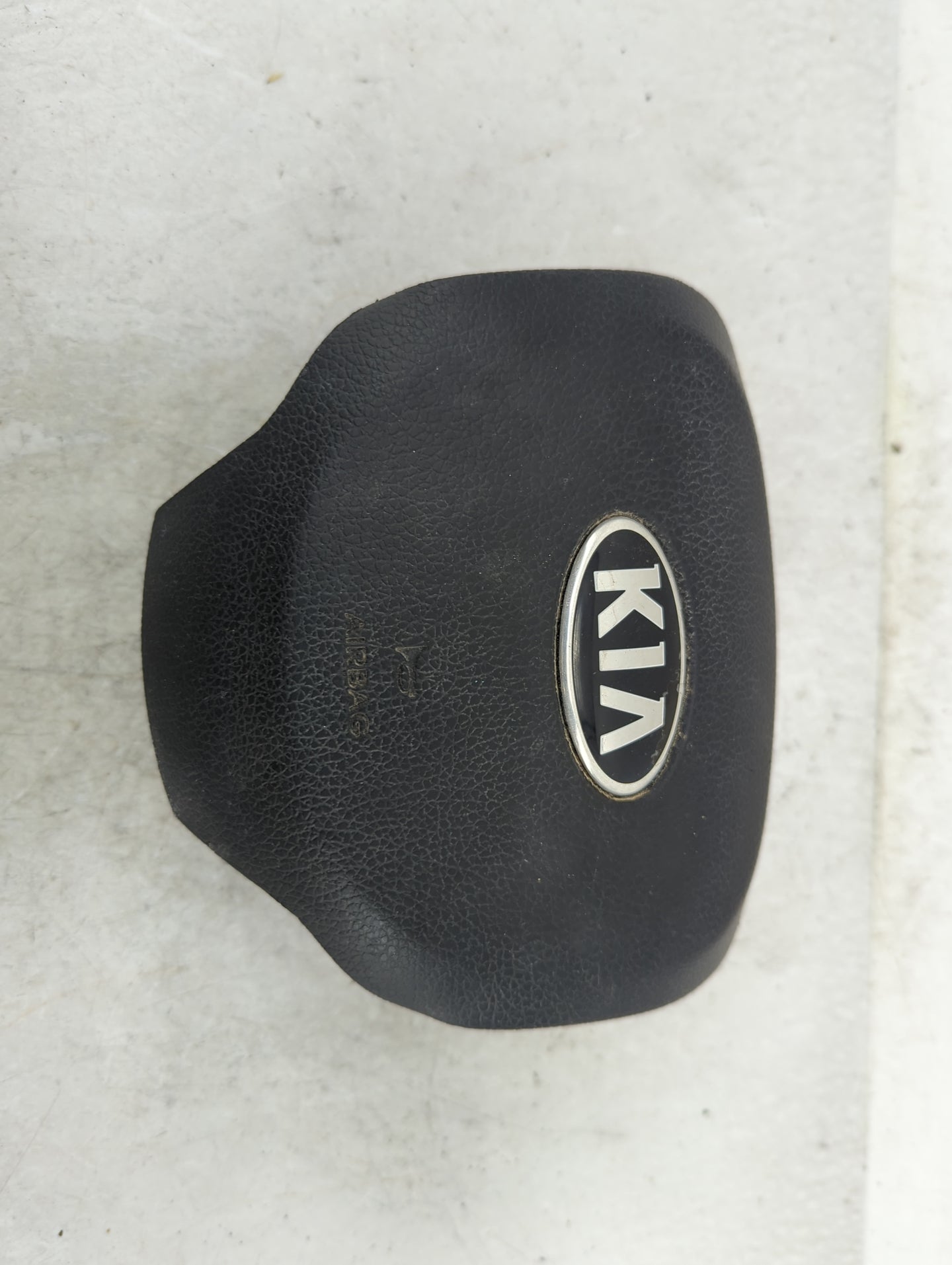 2013 Kia Optima Air Bag Driver Left Steering Wheel Mounted P/N:34157464AA10 Fits OEM Used Auto Parts - Oemusedautoparts1.com