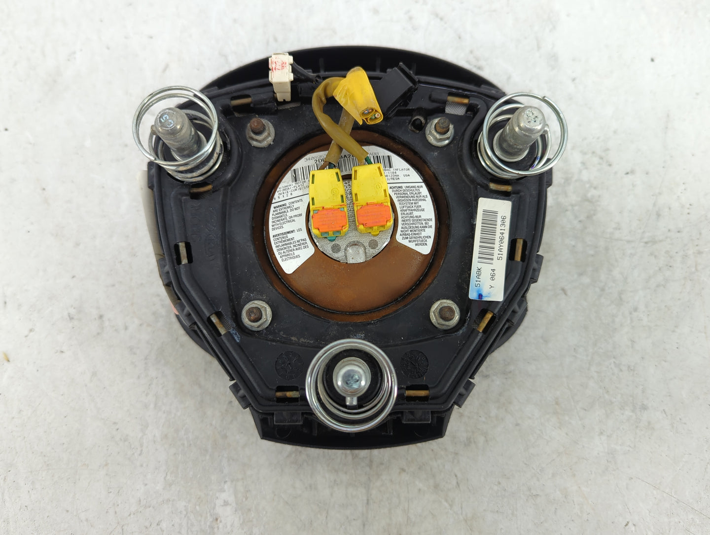 2013 Kia Optima Air Bag Driver Left Steering Wheel Mounted P/N:34157464AA10 Fits OEM Used Auto Parts - Oemusedautoparts1.com