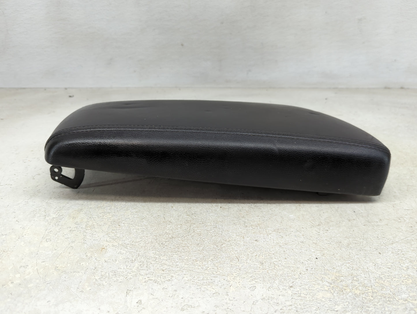 2013 Kia Optima Center Console Armrest Cover Lid Fits OEM Used Auto Parts - Oemusedautoparts1.com