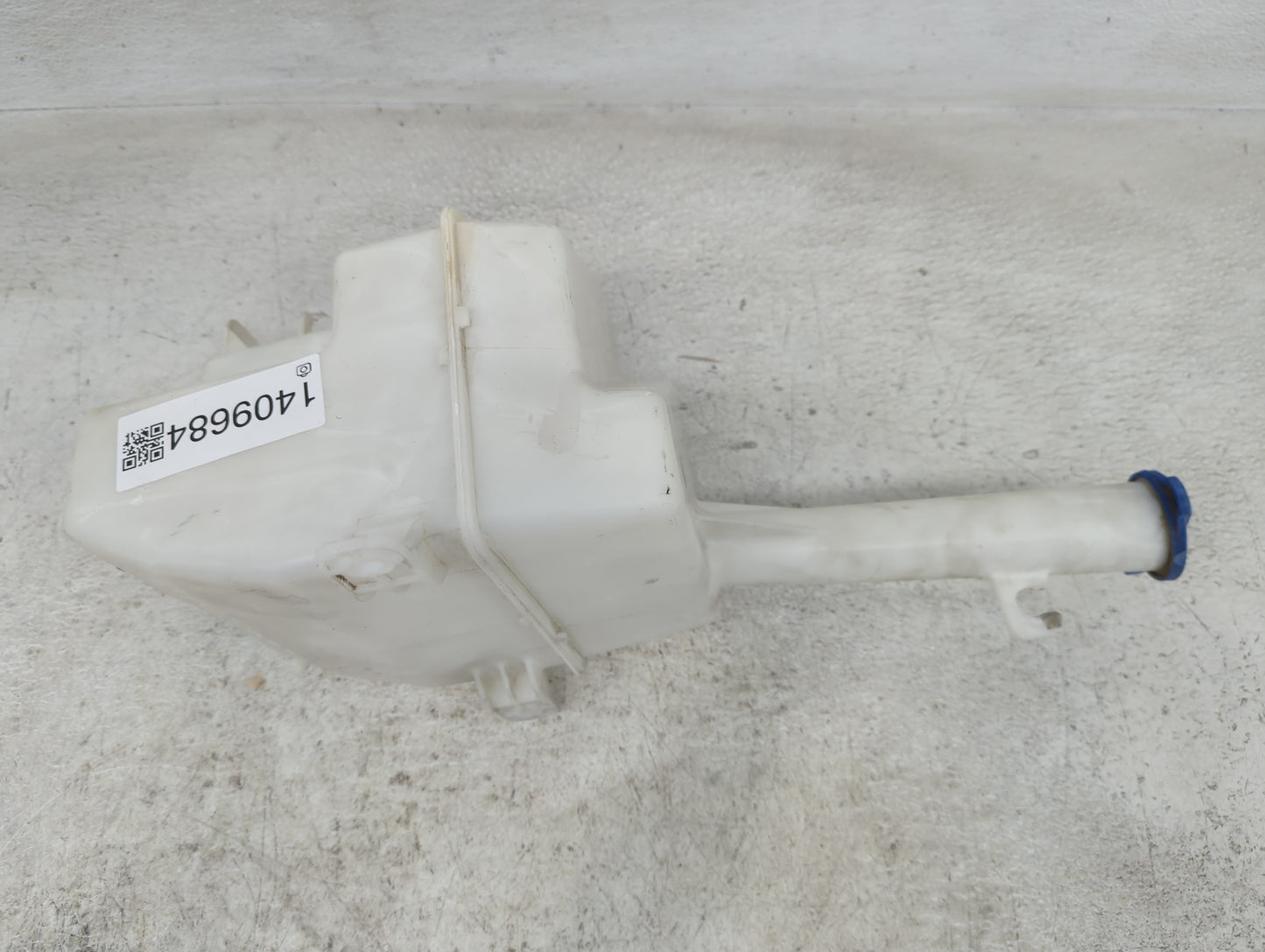 2011-2015 Kia Optima Windshield Washer Fluid Reservoir Bottle Oem - Oemusedautoparts1.com