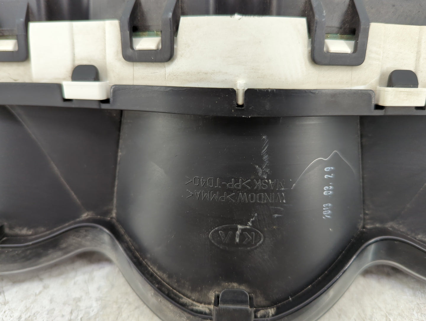 2012-2013 Kia Optima Instrument Cluster Speedometer Gauges Fits Fits 2012 2013 OEM Used Auto Parts - Oemusedautoparts1.com
